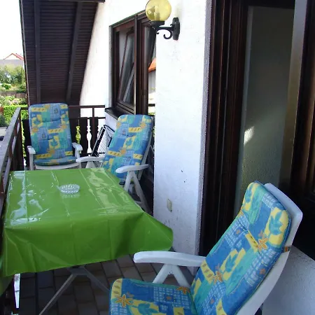 Schoene Ferienwohnung-hockenheim Apartmán *